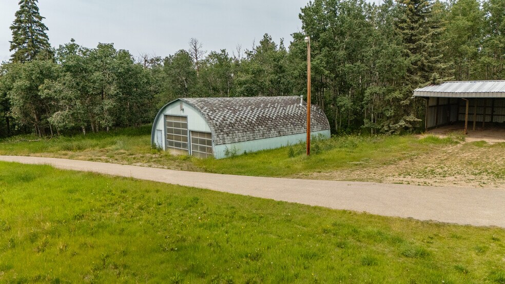 More Photos Of Highway 20 Township Road 392 @ Hwy 20, Sylvan Lake Land For Sale