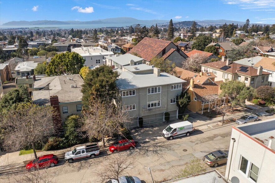 More Photos Of 1526 Arch St, Berkeley Apartments For Sale
