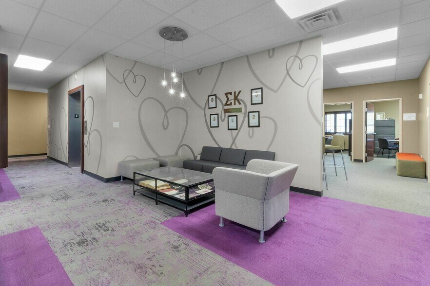 More Photos Of 695 Pro Med Ln, Carmel Medical For Sale