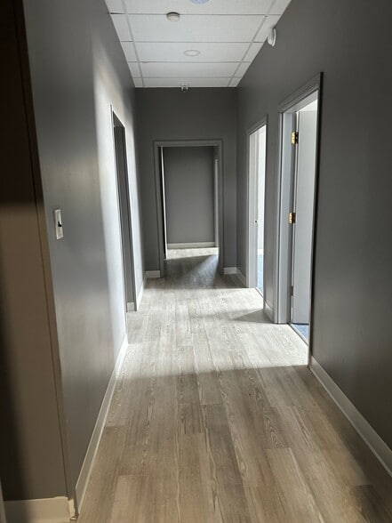 More Photos Of 1200 Mccalla Ave, Knoxville Office For Lease