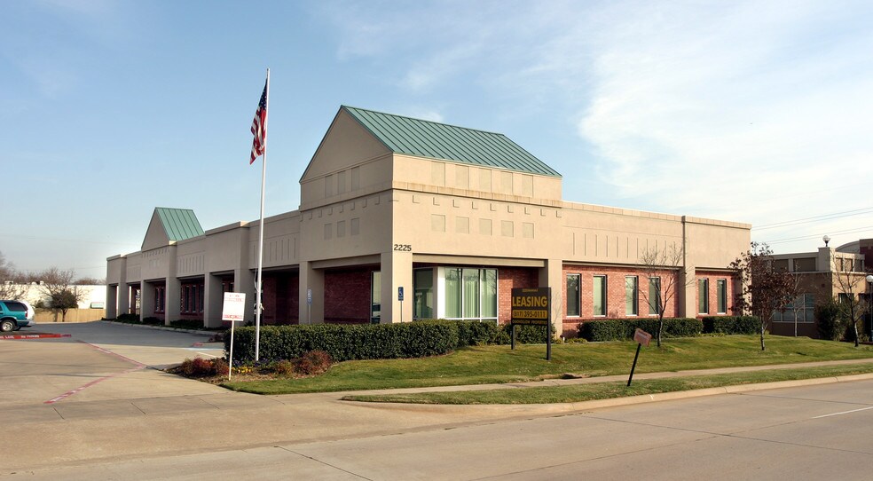 More Photos Of 2225 Avenue J, Arlington Office For Sale