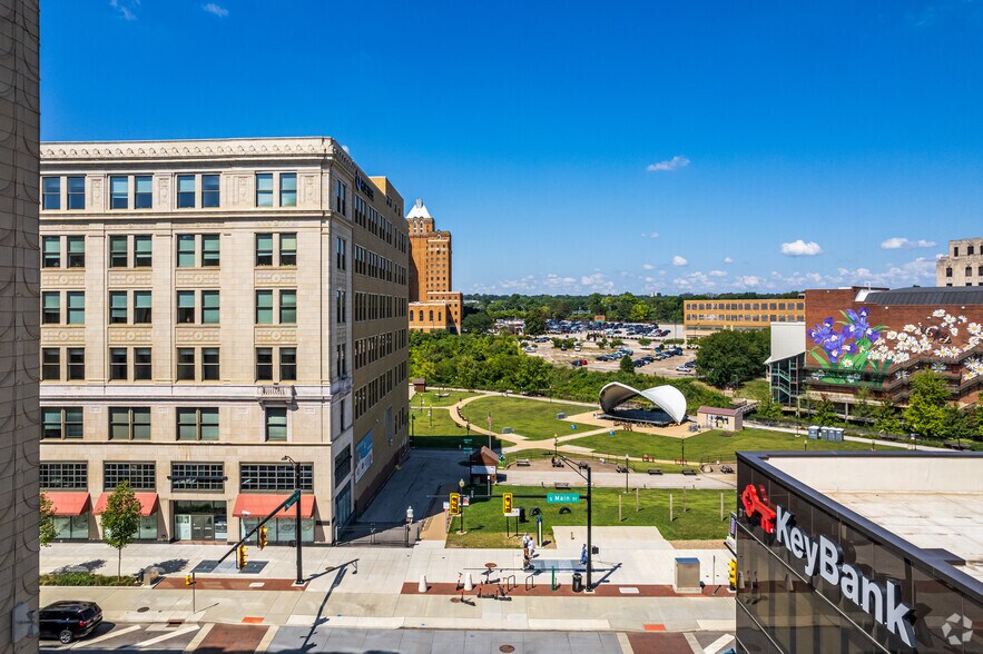 More Photos Of 222 S Main St, Akron Office For Sale