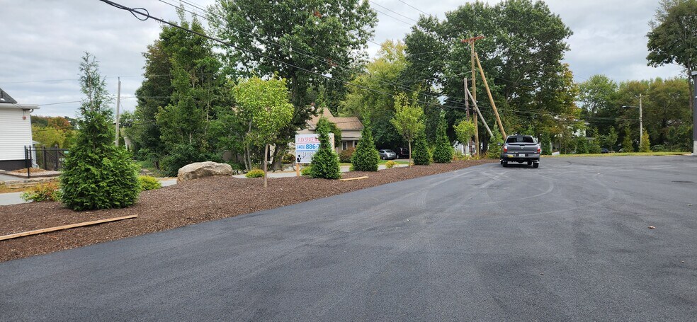 More Photos Of 282 Pulaski St, Coventry Warehouse For Lease