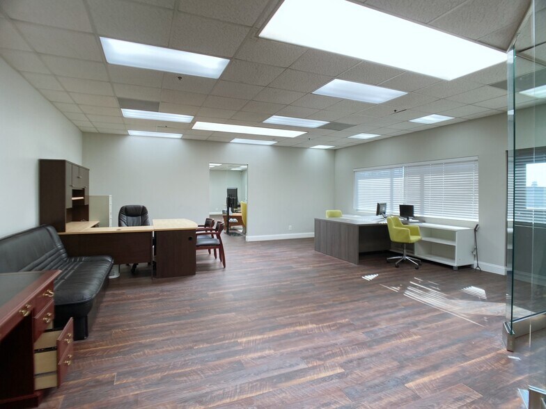 More Photos Of 9517 Gidley St, Temple City Manufacturing For Lease