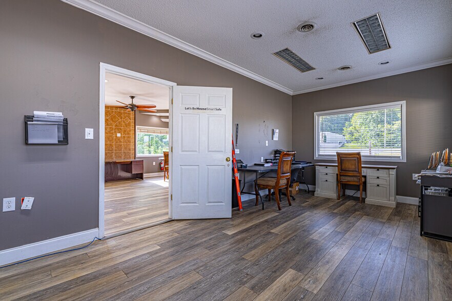 More Photos Of 3051 E Stone Dr, Kingsport Land For Sale