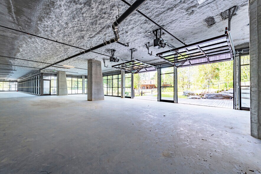 More Photos Of 765 Echo St NW, Atlanta Office For Lease