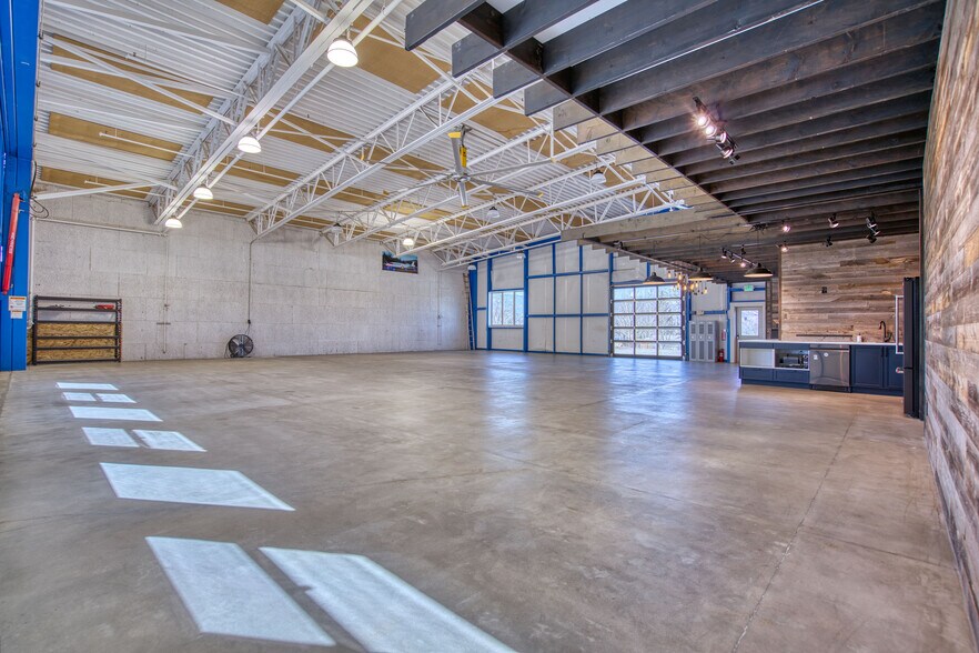 More Photos Of 3304 Airport Rd, Boulder Specialty For Sale