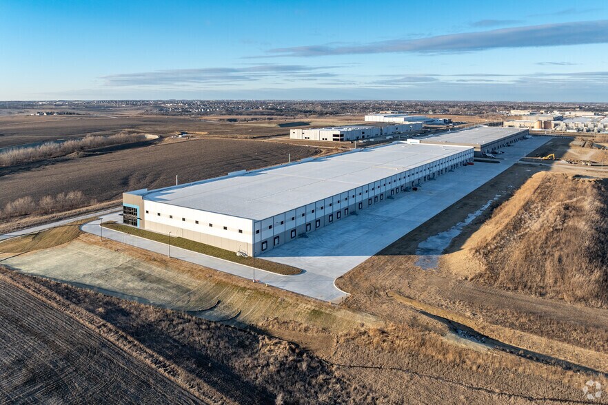 More Photos Of 12125 S. 156th St, Papillion Industrial For Sale