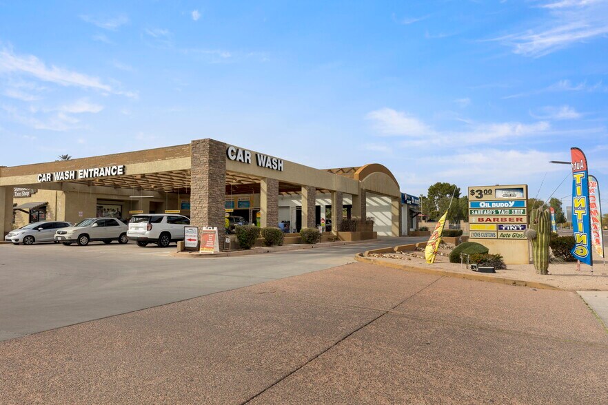 More Photos Of 2828 S Country Club Dr, Mesa General Retail For Sale