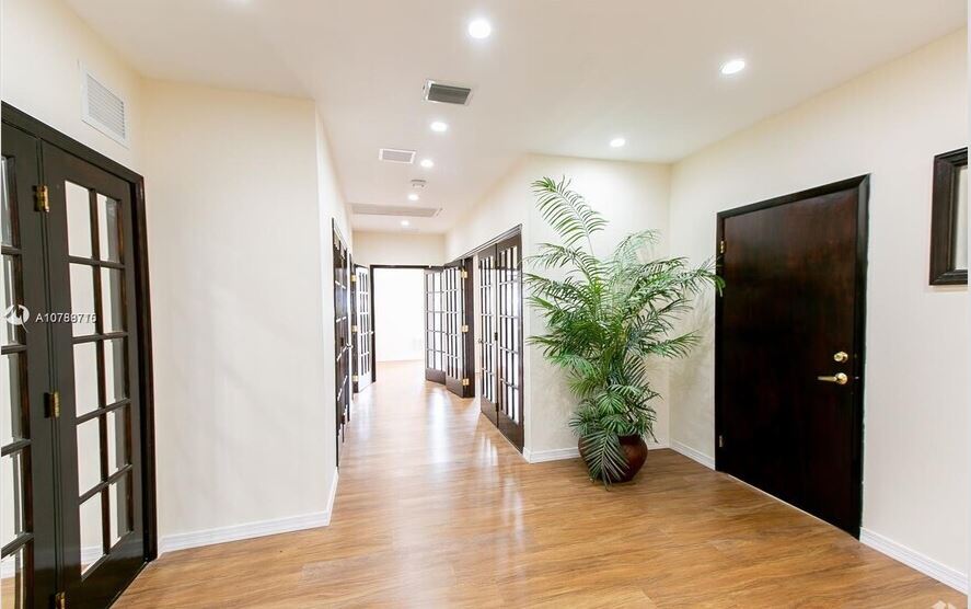 More Photos Of 14200-14238 SW 136th St, Miami Light Manufacturing For Sale