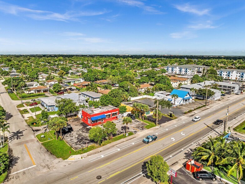 More Photos Of 571-573 SW 27th Ave, Fort Lauderdale Freestanding For Sale