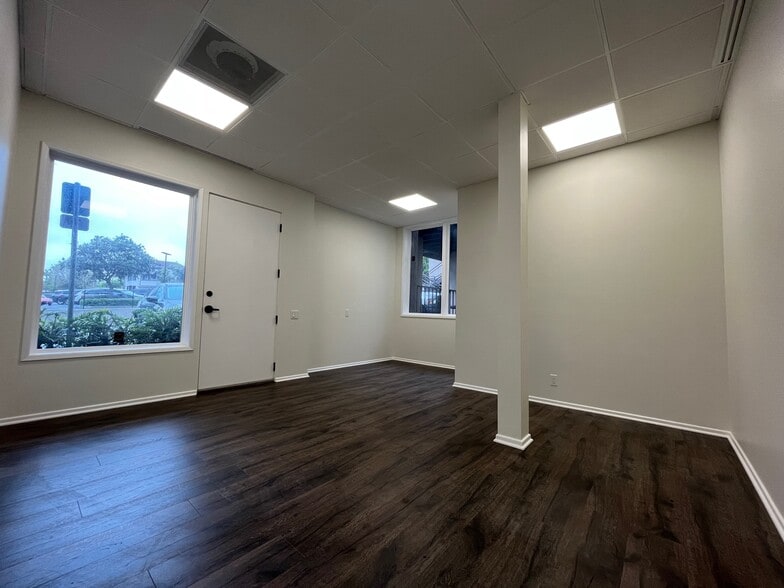 More Photos Of 1206 Coast Village Cir, Santa Barbara Medical For Lease