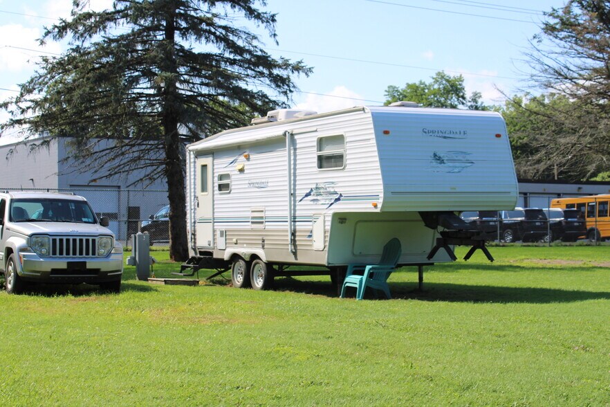 More Photos Of 47 S Genesee St, Fillmore Manufactured Housing Mobile Home Park For Sale