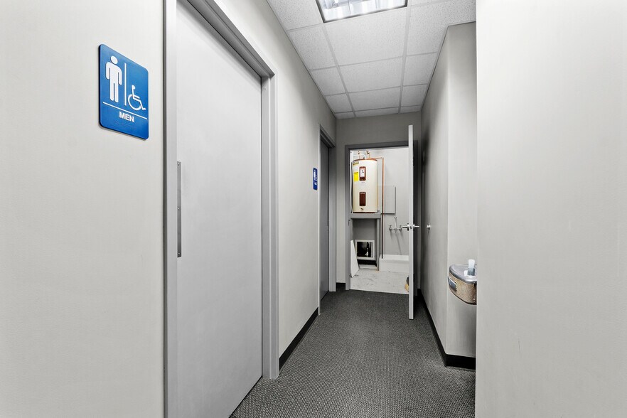 More Photos Of 7200 Highway 150, Greenville Office For Sale