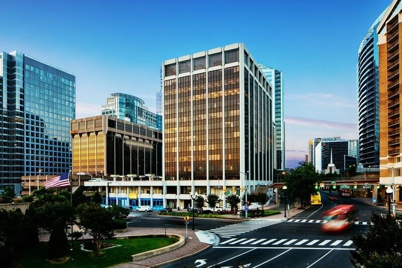 More Photos Of 1911 N Fort Myer Dr, Arlington Office For Lease