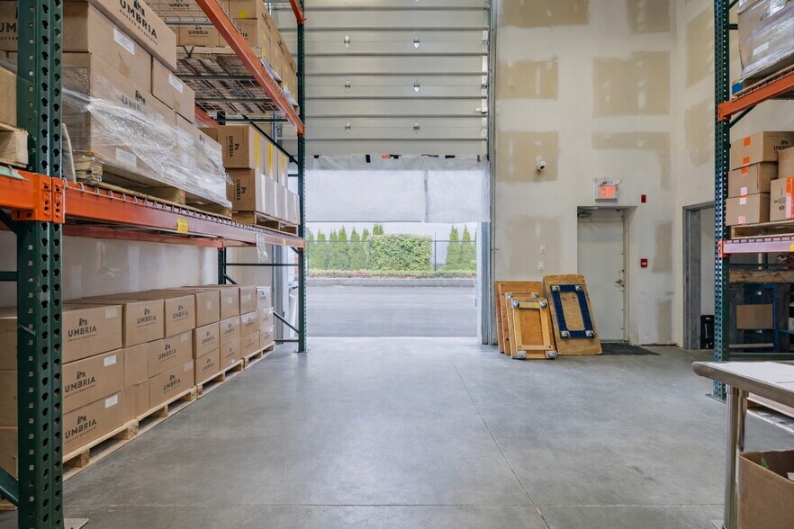 More Photos Of 618 E Kent Ave S, Vancouver Light Distribution For Sale