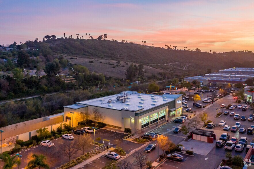 More Photos Of 4101-4171 Oceanside Blvd, Oceanside Unknown For Lease