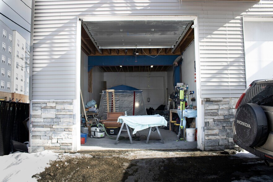 More Photos Of 1317 Middlesex St, Lowell Carwash For Lease