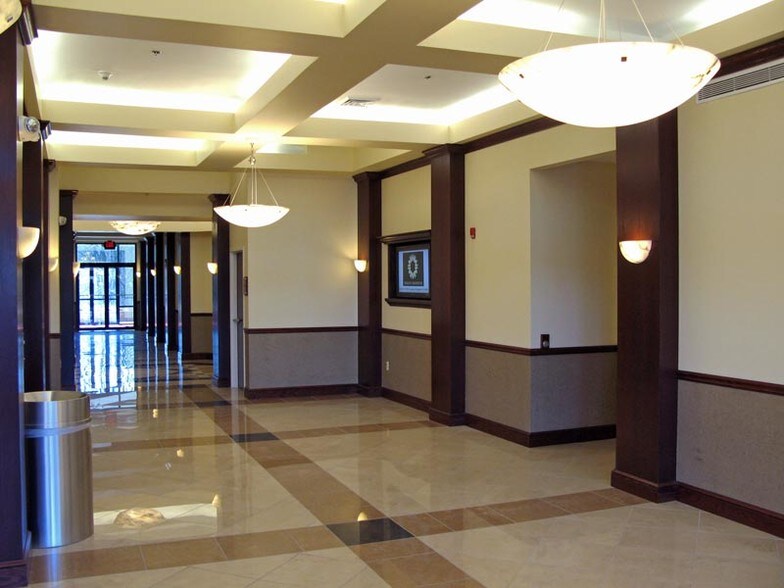 More Photos Of 6865 Deerpath Rd, Elkridge Office For Lease