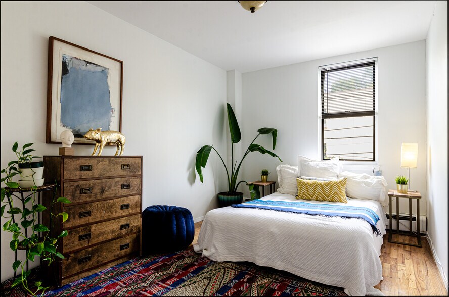 More Photos Of 47 Carroll St, Brooklyn Apartments For Sale