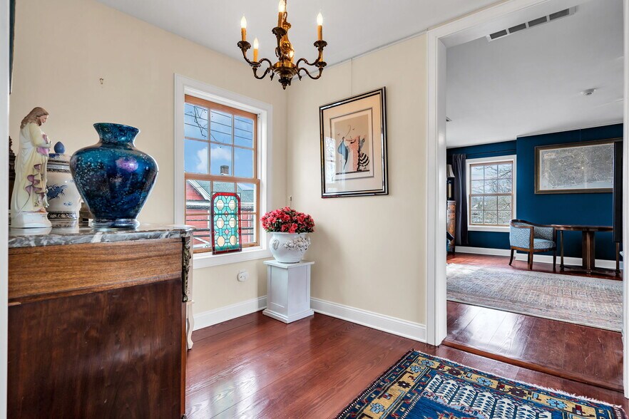 More Photos Of 137 Stockton St, Hightstown Flex For Sale