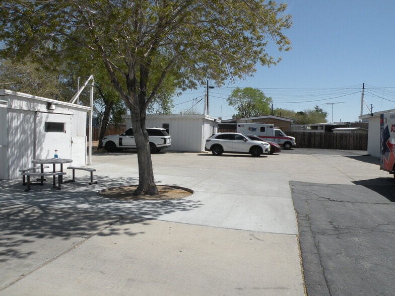 More Photos Of 3121 E Avenue I, Lancaster Freestanding For Sale