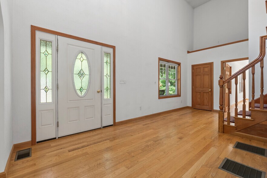 More Photos Of 41 Hobbs Rd, West Newfield Specialty For Sale