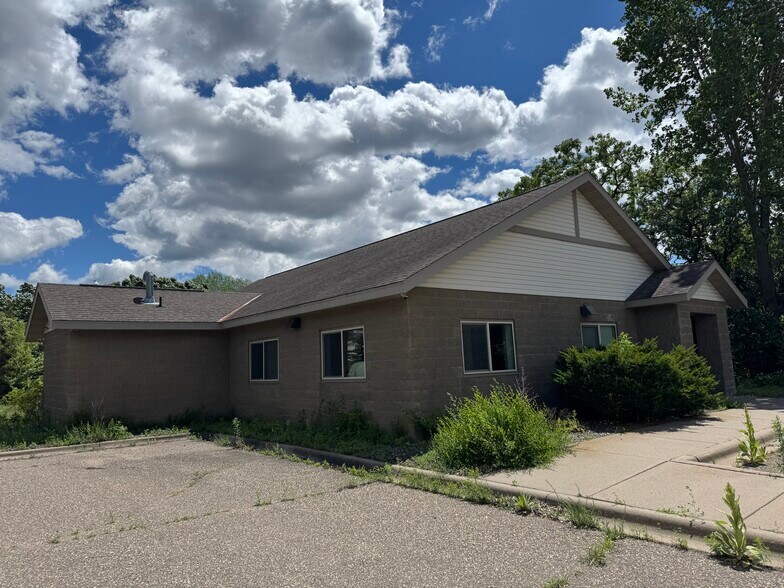 More Photos Of 14391 Azurite St NW, Ramsey Office For Sale