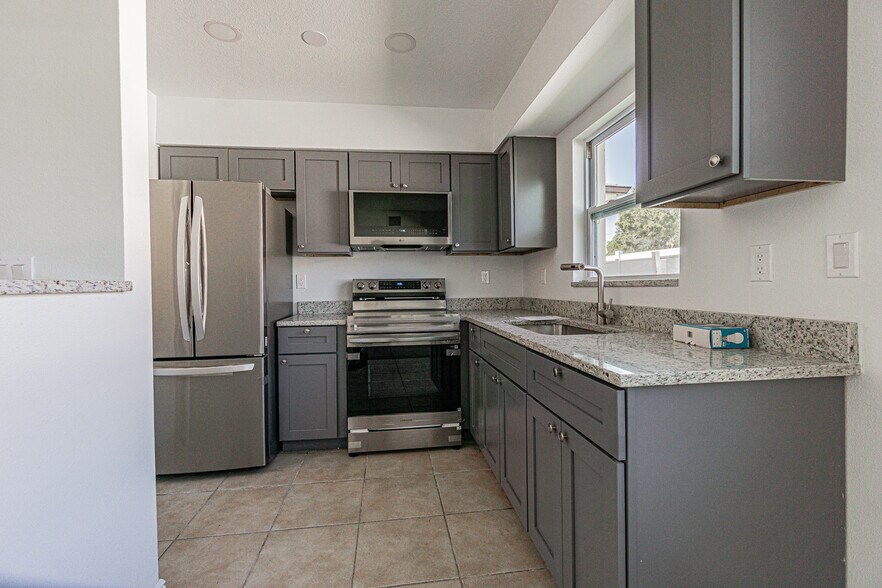 More Photos Of , Largo Unknown For Sale