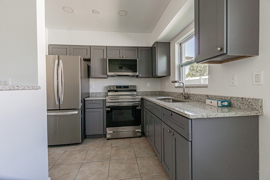 More Photos Of , Largo Unknown For Sale