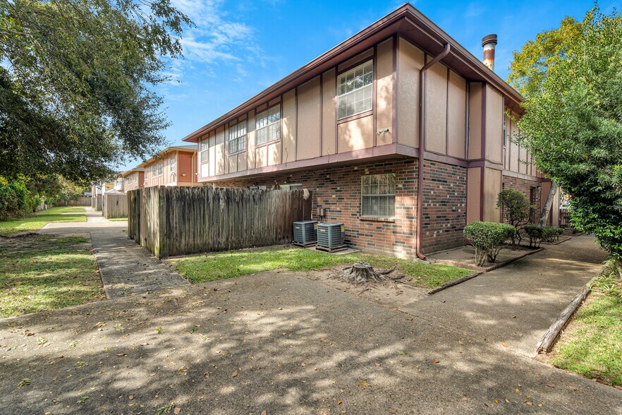 More Photos Of , New Orleans Multifamily For Sale