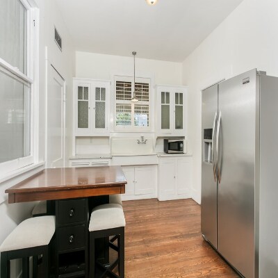 More Photos Of 711 W Main St, Fredericksburg Office For Lease