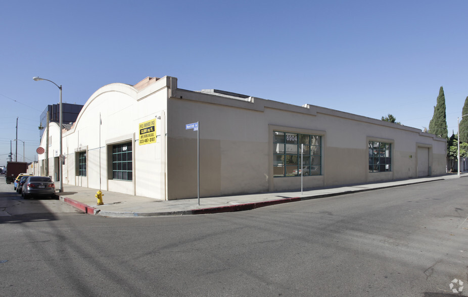 Primary Photo Of 1141 N Mansfield Ave, Los Angeles Light Manufacturing For Lease