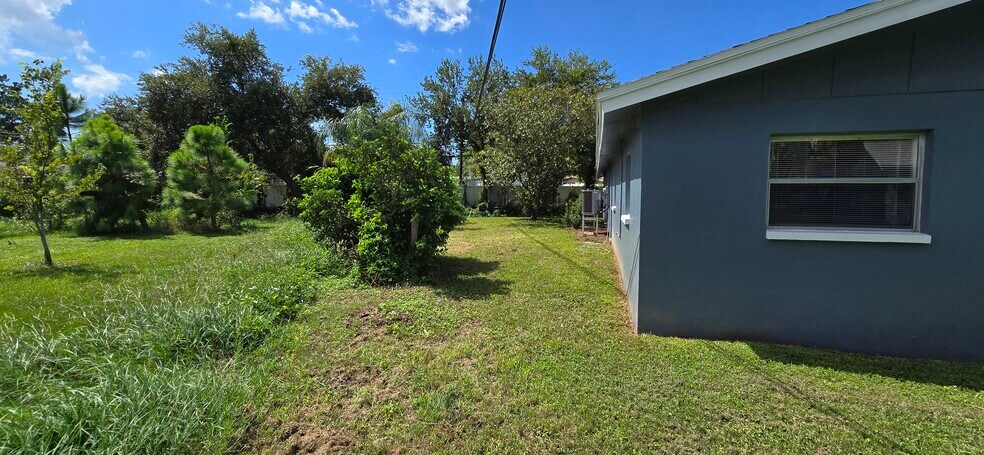 More Photos Of 3404 Dahlia Pl, Largo Apartments For Sale