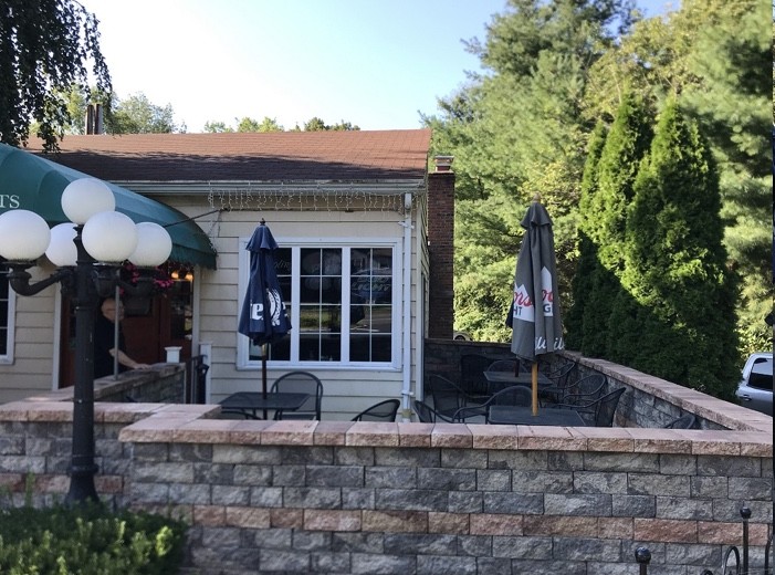 Primary Photo Of 2548 Boston Post Rd, Guilford Restaurant For Sale
