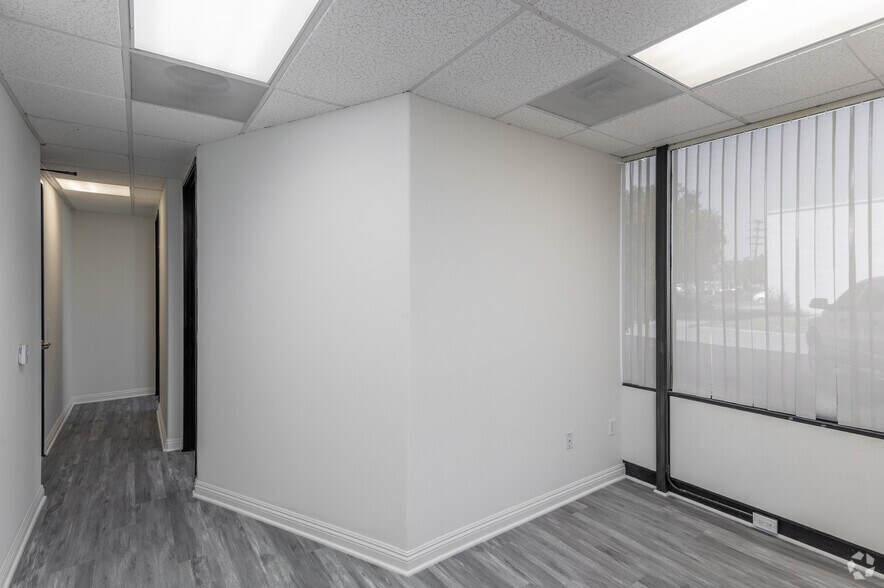 More Photos Of 2999 Westminster Ave, Seal Beach Medical For Sale