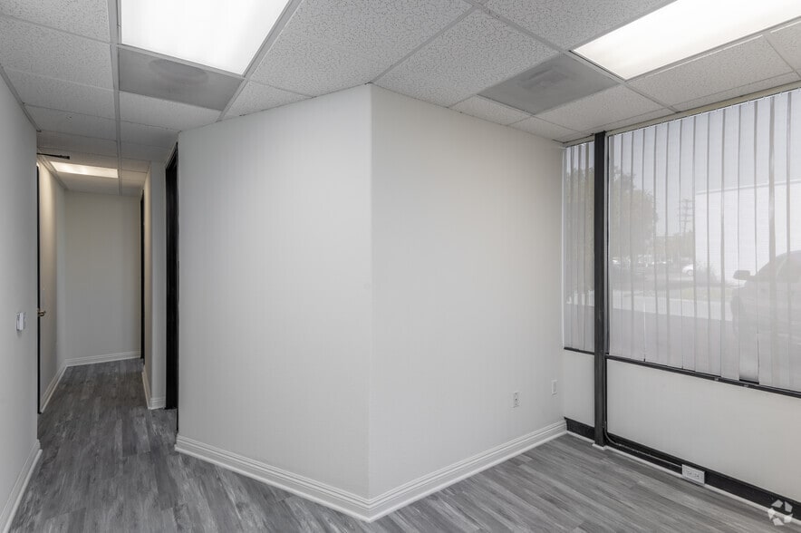 More Photos Of 2999 Westminster Ave, Seal Beach Medical For Lease