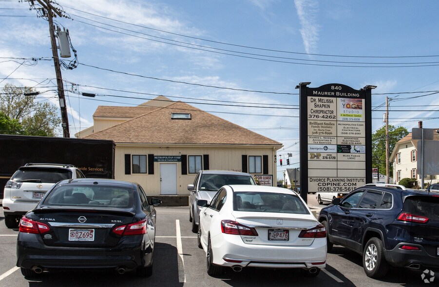 More Photos Of 840 Main St, Millis-Clicquot Office For Lease