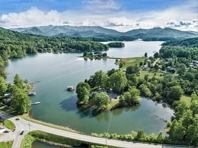 More Photos Of 834 Lower Bell Creek Rd, Hiawassee Hospitality For Sale