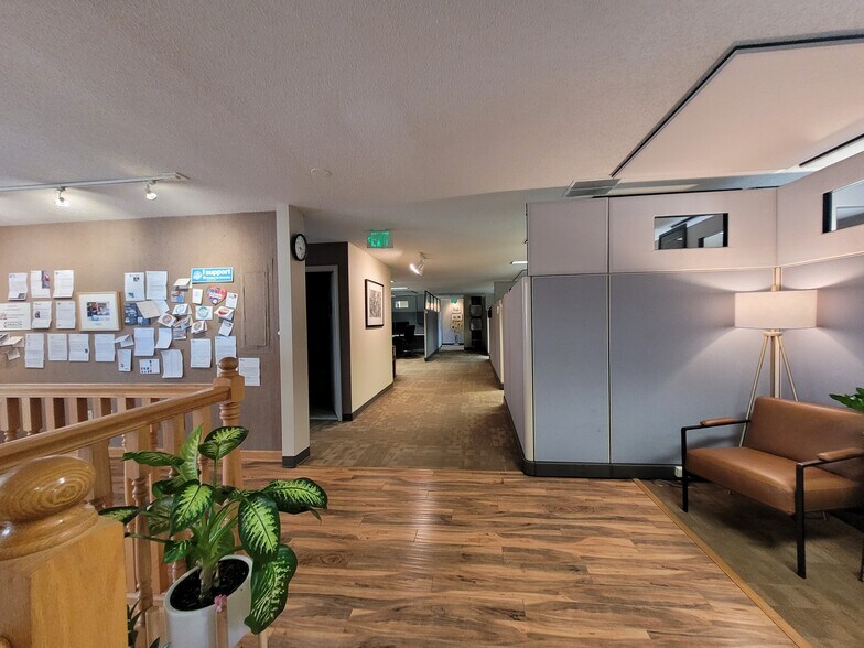 More Photos Of 300-314 W 1st St, Bloomington Office Residential For Sale