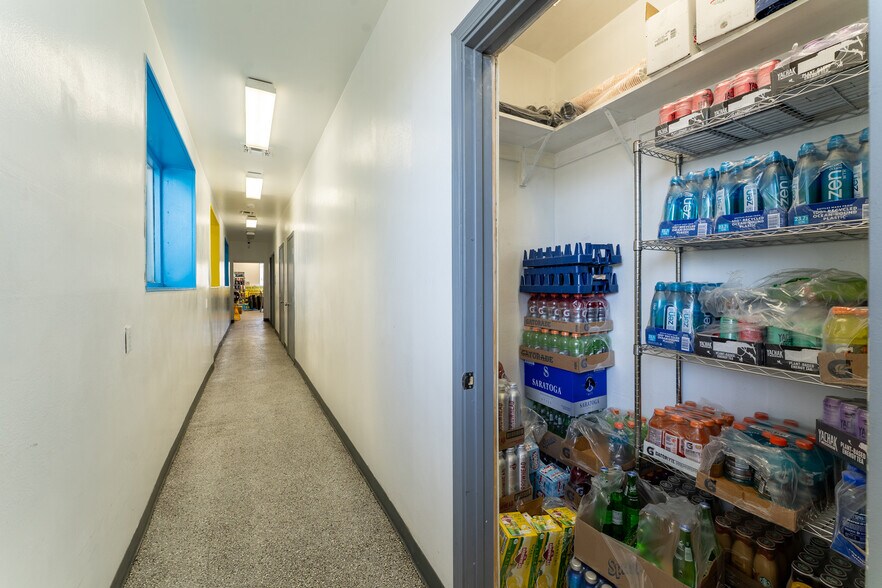 More Photos Of 21011 Pioneer Blvd, Lakewood Carwash For Sale