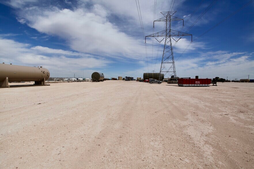 More Photos Of 7401 County 1210 rd, Midland Warehouse For Sale