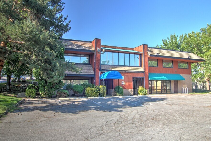 Primary Photo Of 1400 Wedekind Rd, Reno Office Residential For Lease