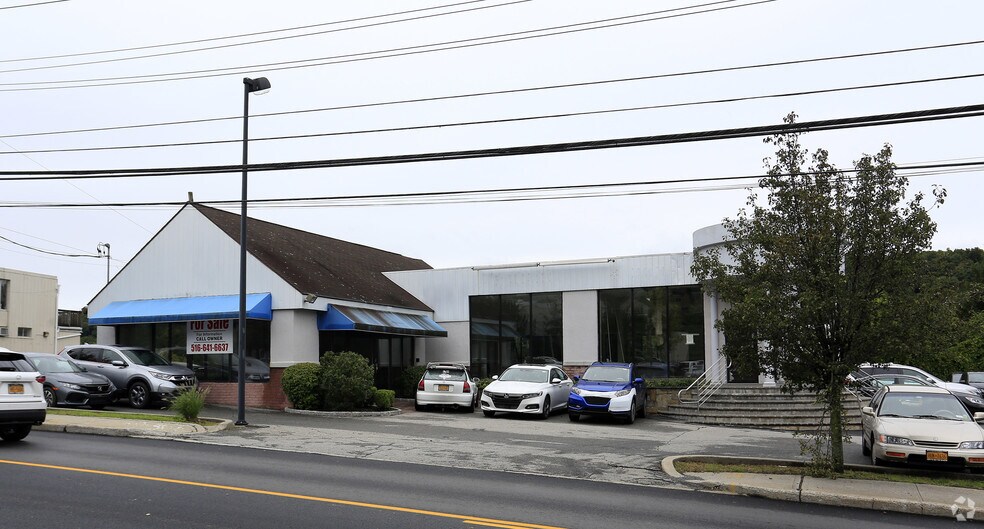 More Photos Of 669 Bedford Rd, Bedford Hills Auto Dealership For Lease