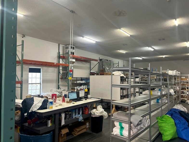 More Photos Of 101 Mattie M Kelly Blvd, Destin Light Distribution For Lease