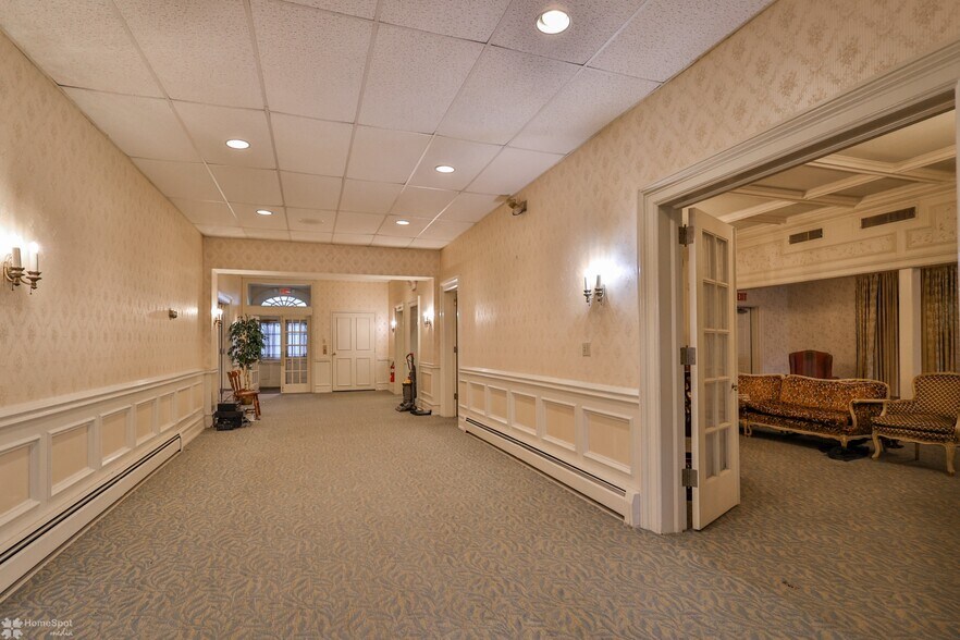 More Photos Of 1619 W Hamilton St, Allentown Funeral Home For Sale