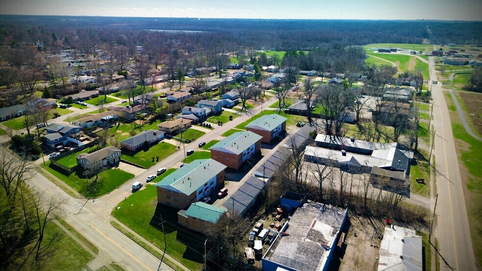 More Photos Of 105 S Elder Ln, Decatur Apartments For Sale