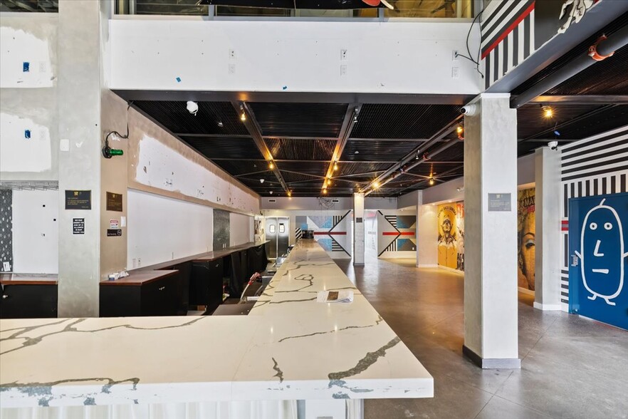 More Photos Of 512 Paterson Plank Rd, Jersey City Restaurant For Sale
