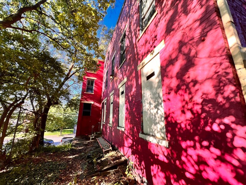 More Photos Of 422 W McMicken Ave, Cincinnati Apartments For Sale