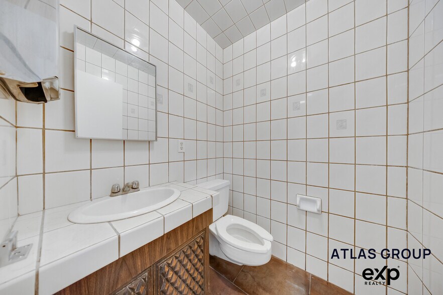 More Photos Of 1618 S San Gabriel Blvd, San Gabriel Freestanding For Sale